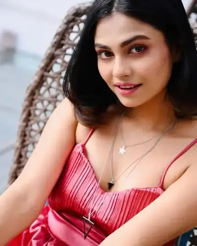 Escort Service Lahar